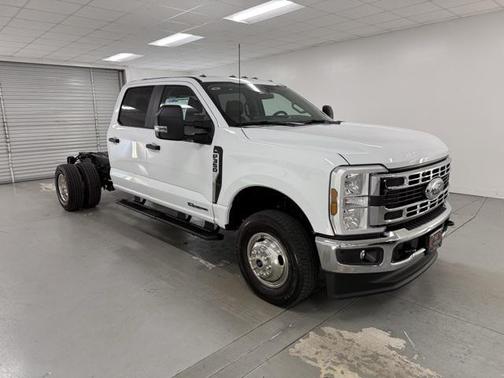 2026 Ford F-350 DRW