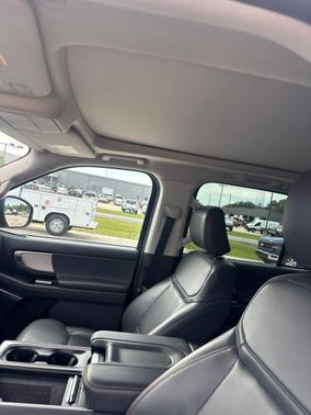 Black Metallic 2025 Ford Expedition Active