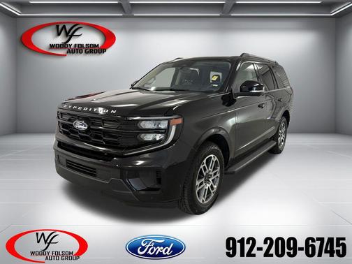 Black Metallic 2025 Ford Expedition Active