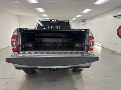 2024 RAM 3500 Laramie Crew Cab 4x4 6'4' Box