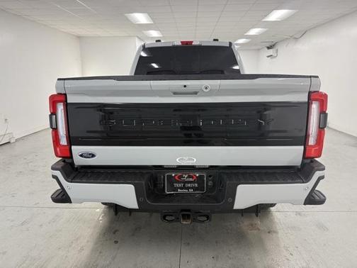2025 Ford F-250 Platinum