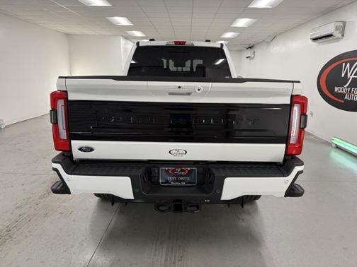 2026 Ford F-250 Platinum