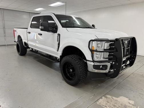2023 Ford F-250 XLT