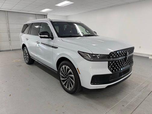 2025 Lincoln Navigator Black Label