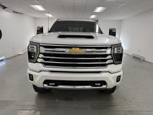 2025 Chevrolet Silverado 2500 High Country