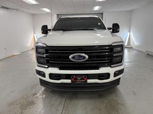 2025 Ford F-350 Platinum