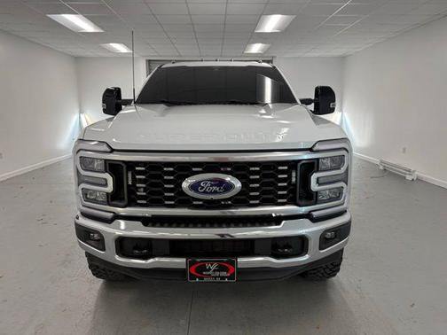 2025 Ford F-350 Lariat