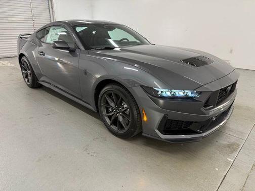 2025 Ford Mustang Dark Horse Fastback