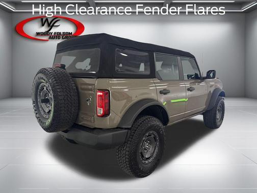 Marsh Gray 2025 Ford Bronco Base