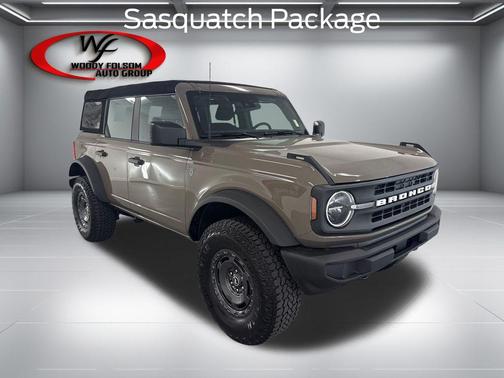 Marsh Gray 2025 Ford Bronco Base