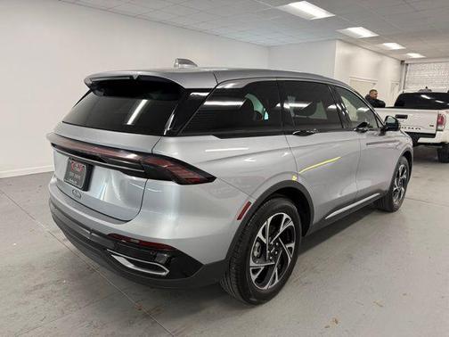 2025 Lincoln Nautilus Premiere