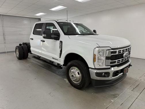 2026 Ford F-350 DRW