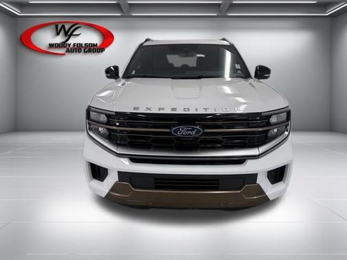 Oxford White 2026 Ford Expedition King Ranch