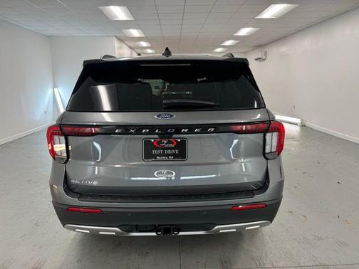 2026 Ford Explorer Active (200A)