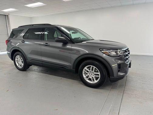 2026 Ford Explorer Active (200A)