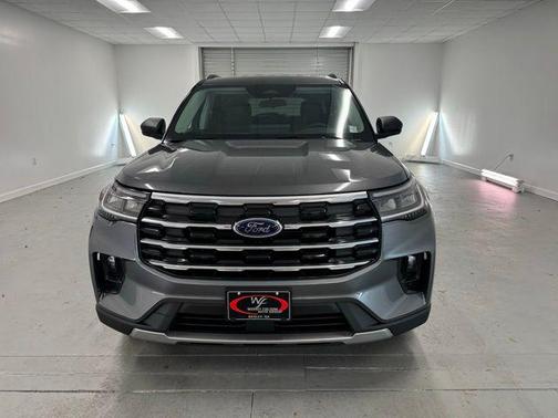 2026 Ford Explorer Active (200A)