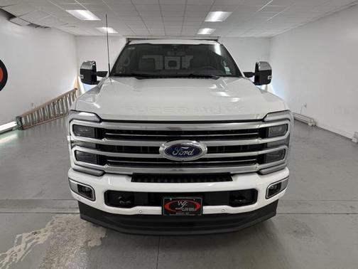 2026 Ford F-350 Platinum