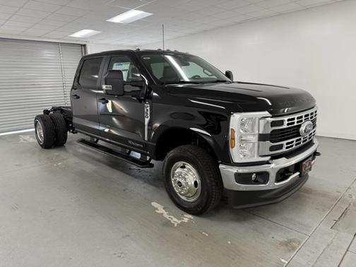 2026 Ford F-350 DRW