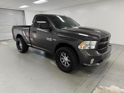 2016 RAM 1500 Tradesman/Express