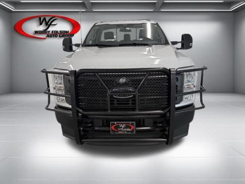 Oxford White 2025 Ford F-350 XL
