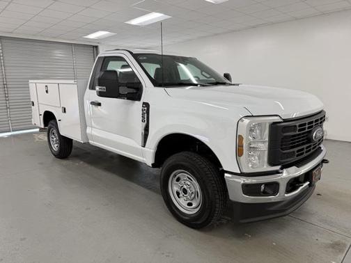 2025 Ford F-250 XL