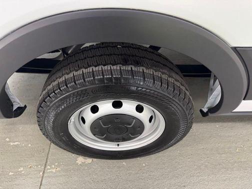 2026 Ford Transit-350 XL