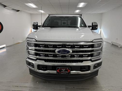 2026 Ford F-350 Lariat