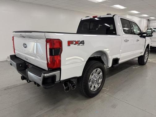 2026 Ford F-350 Lariat