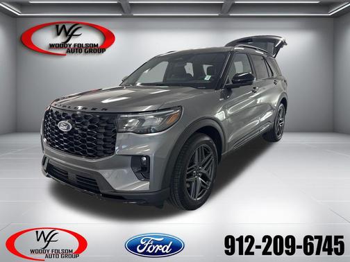Carbonized Gray Metallic 2026 Ford Explorer ST-Line