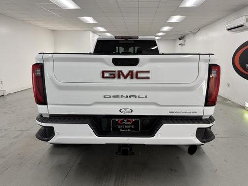 2024 GMC Sierra 3500 Denali