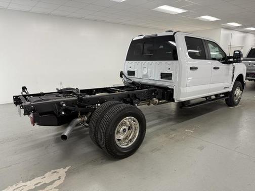 2026 Ford F-350 DRW