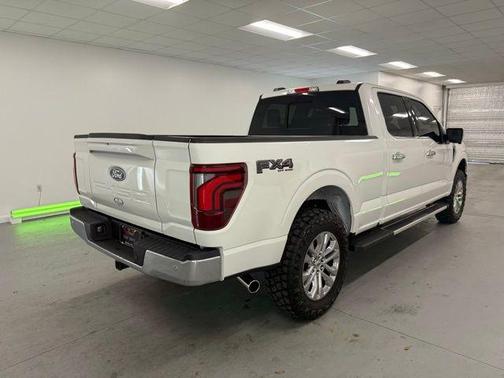 Star White Metallic Tri-Coat 2025 Ford F-150 Lariat
