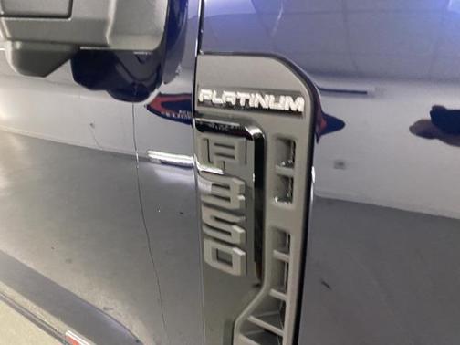 2025 Ford F-350 Platinum