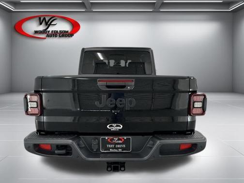 Black Clearcoat 2024 Jeep Gladiator Sport S