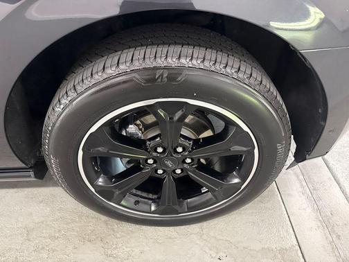 Dark Matter Metallic 2022 Ford Expedition Max Limited
