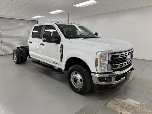 2026 Ford F-350 DRW