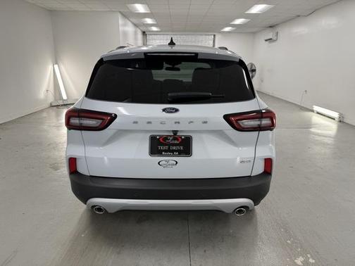 2025 Ford Escape PHEV SE