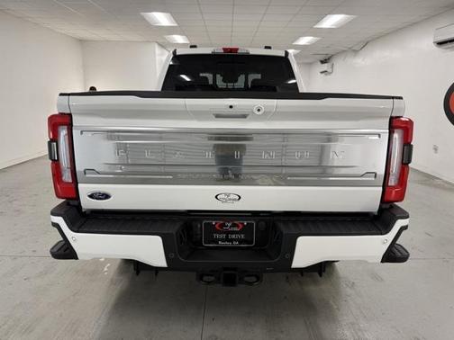 2026 Ford F-350 Platinum