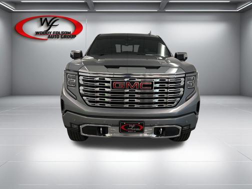 Sterling Metallic 2024 GMC Sierra 1500 Denali