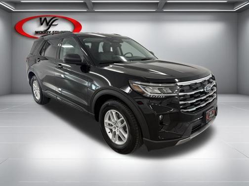 Agate Black Metallic 2026 Ford Explorer Active w/200A Pkg