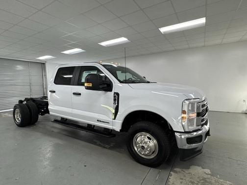 2026 Ford F-350 DRW