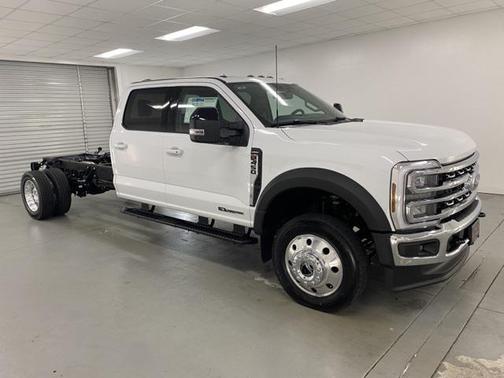 2025 Ford F-450 Lariat