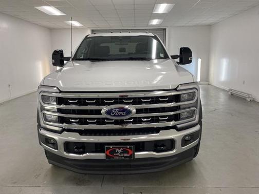 2025 Ford F-450 Lariat