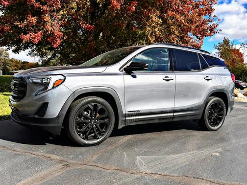 2021 GMC Terrain SLE