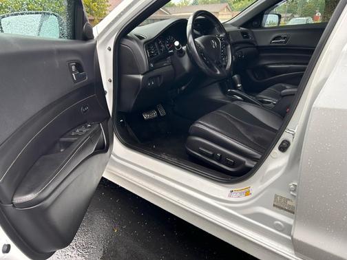 2022 Acura ILX Technology & A-Spec Pkgs