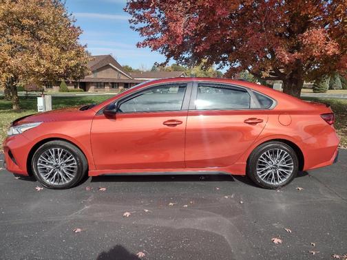 2023 Kia Forte GT-Line