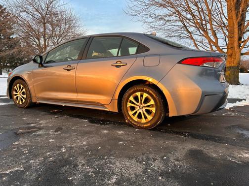 2021 Toyota Corolla Hybrid LE