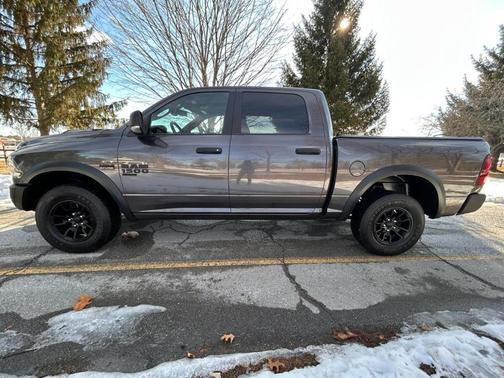 2022 RAM 1500 Classic SLT