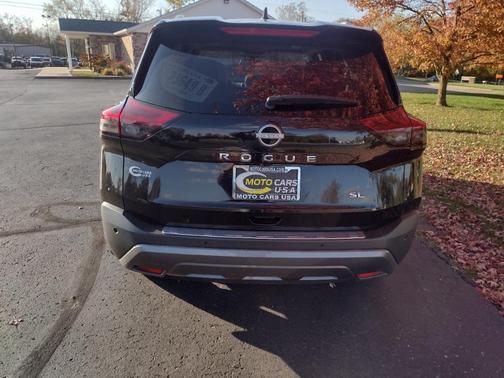 2023 Nissan Rogue SL