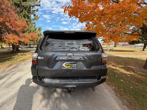 2020 Toyota 4Runner SR5 4WD